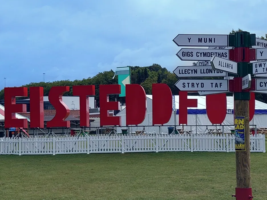 Eisteddfod festival large sign