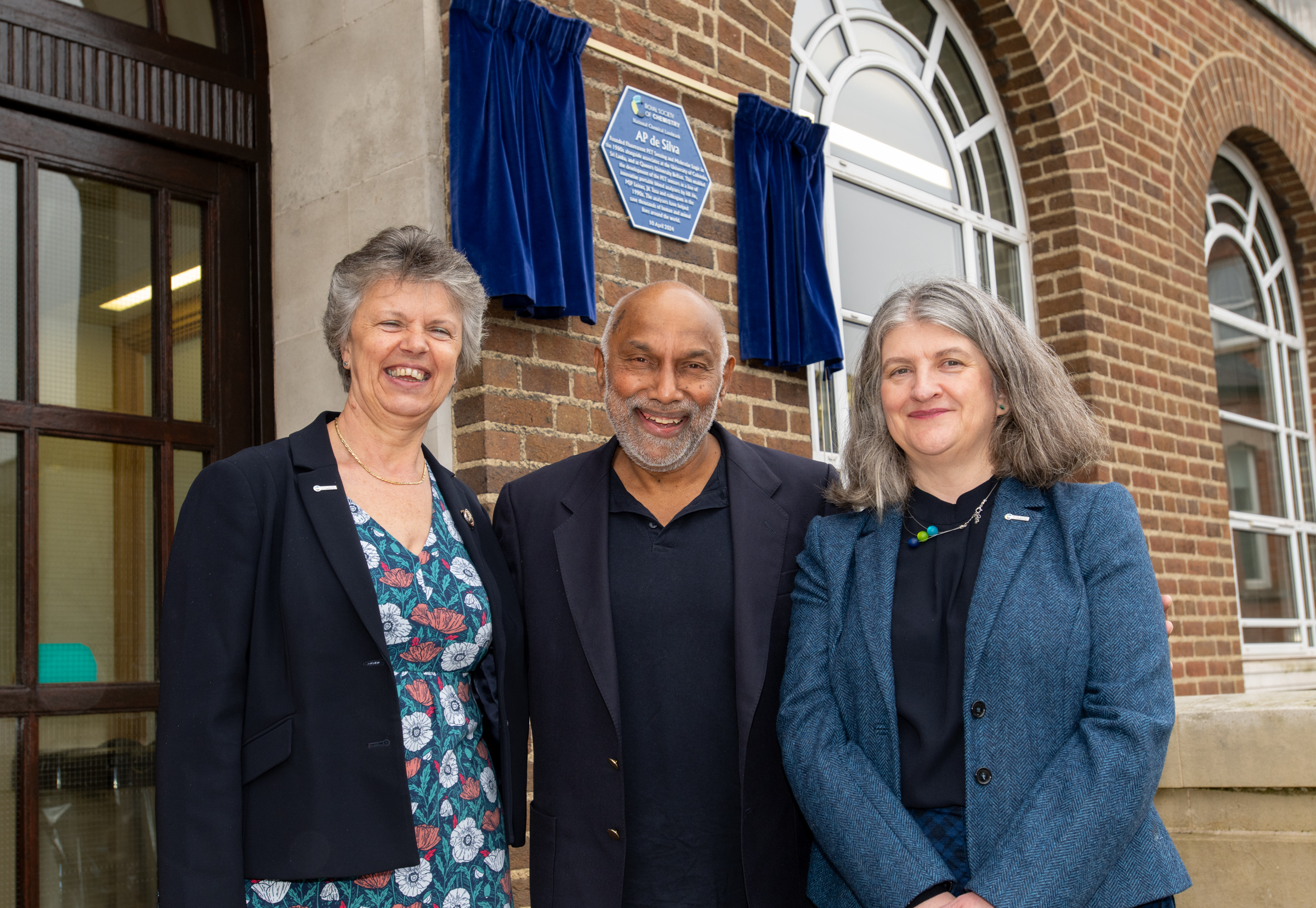 Royal Society of Chemistry president Prof Gill Reid, Prof AP de Silva and Royal Society of Chemistry chief executive Dr Helen Pain Royal Society of Chemistry president Prof Gill Reid, Prof AP de Silva and Royal Society of Chemistry chief executive Dr Helen Pain