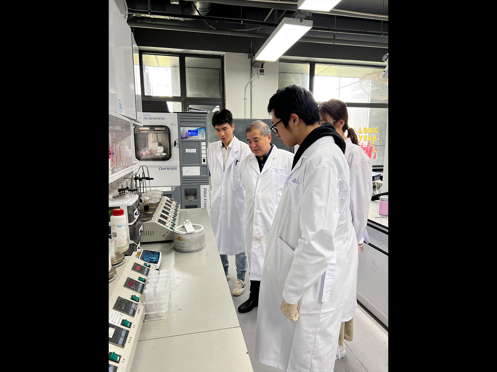 Inorganic Amorphous Nanomaterials