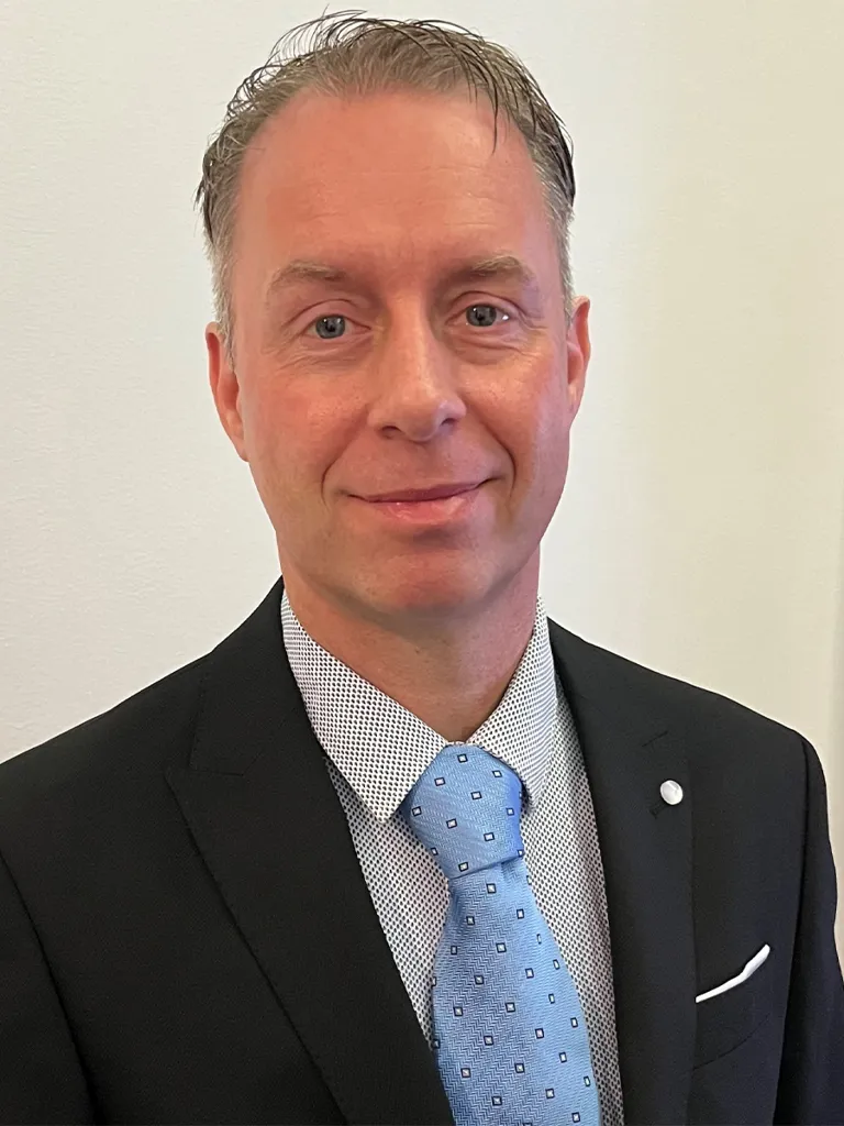 head shot of Arjan Kleij