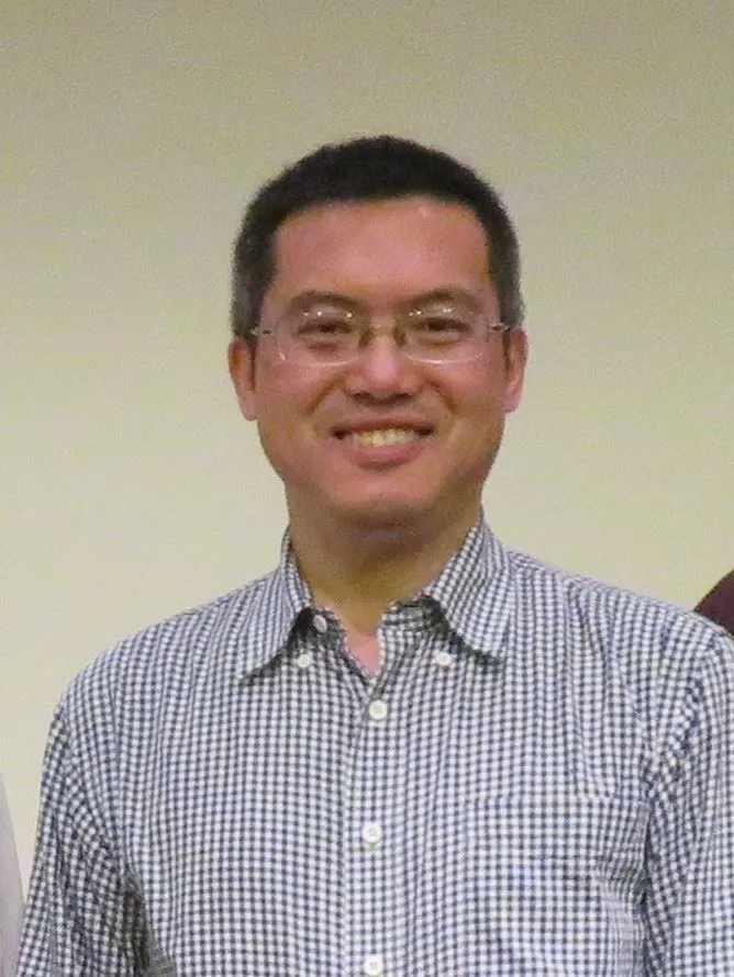 Guan-Wu Wang