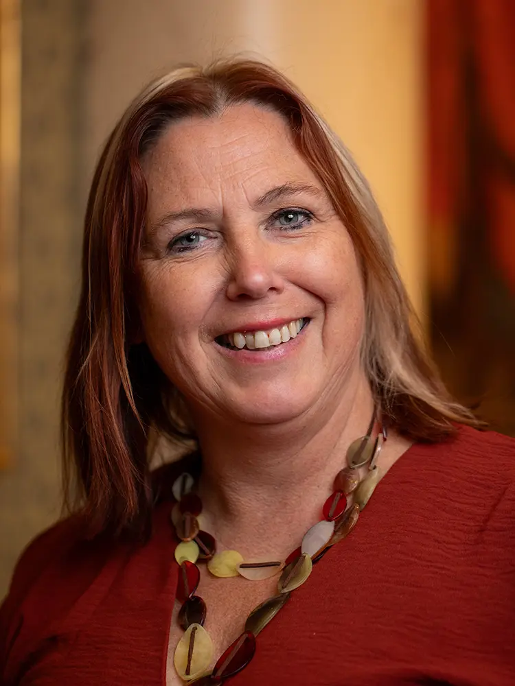 claire-gallery-strong