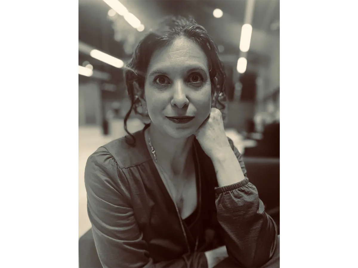 Professor Jennifer Leigh black and white headshot