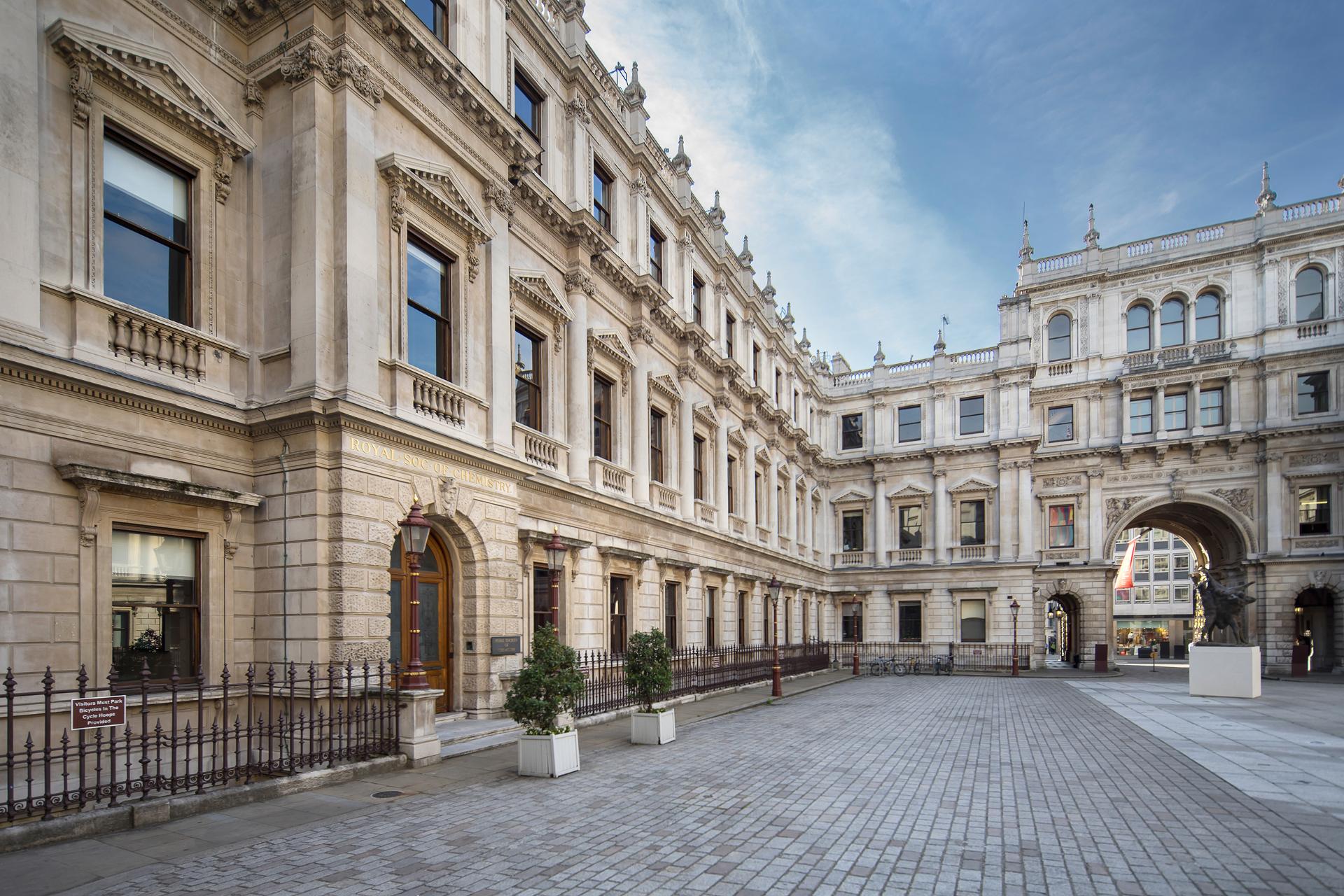 Front entrance of RSC at Burlington House in London